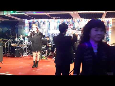 采盈音樂茶坊婉如真情演唱心頭肉好好聽呦！