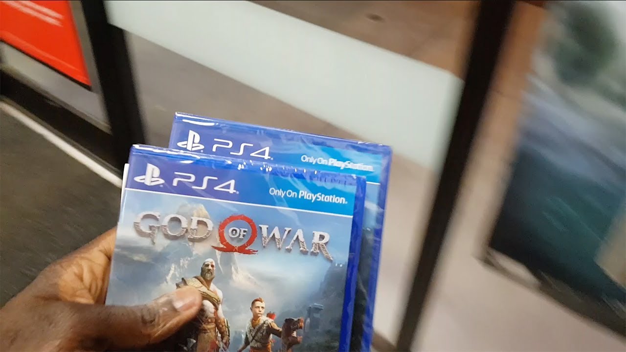 TRYING TO GET GOD OF WAR EARLY from GAMESTOP (Mini Vlog)