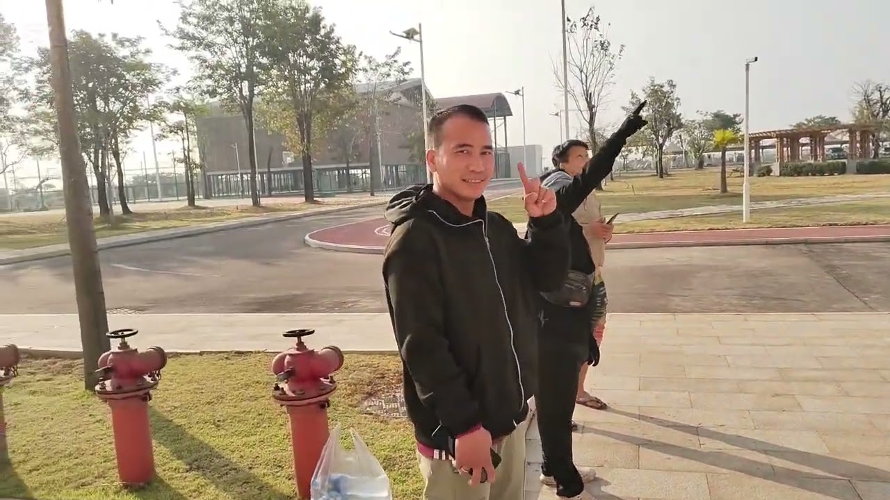 Breakfast and first day of work in Vientiane Laos Chinatown 2026