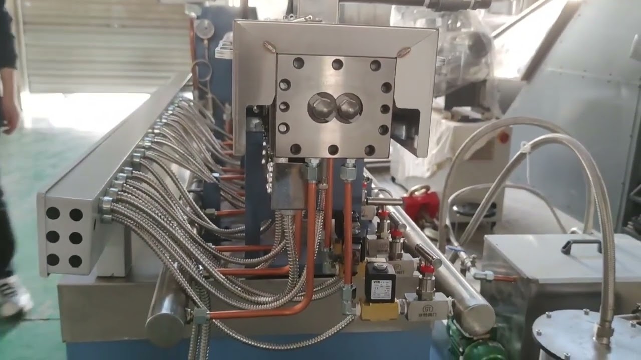 counter rotating twin screw extruder