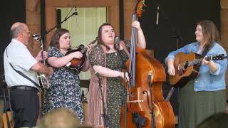 I Am Weary, Let Me Rest - The Cox Family chords