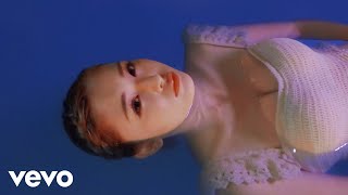 HAN-KUN - 「よろしく」Music Video (Aqua ver.)