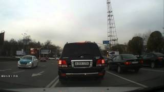 Поведение полицейских на дороге в Алматы