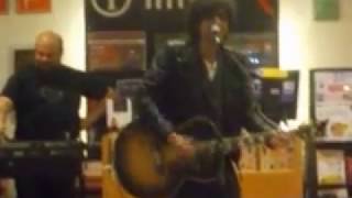 Video thumbnail of "(17/03/2017) Ermal Meta @ Feltrinelli Bari #vietatomorireinstoretour - Voce del verbo"