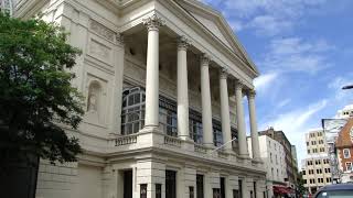 LONDON: Look inside Royal Opera House!