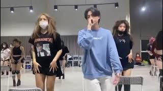 the rapper.... #gulfkanawut #mewsuppasit #mewgulf