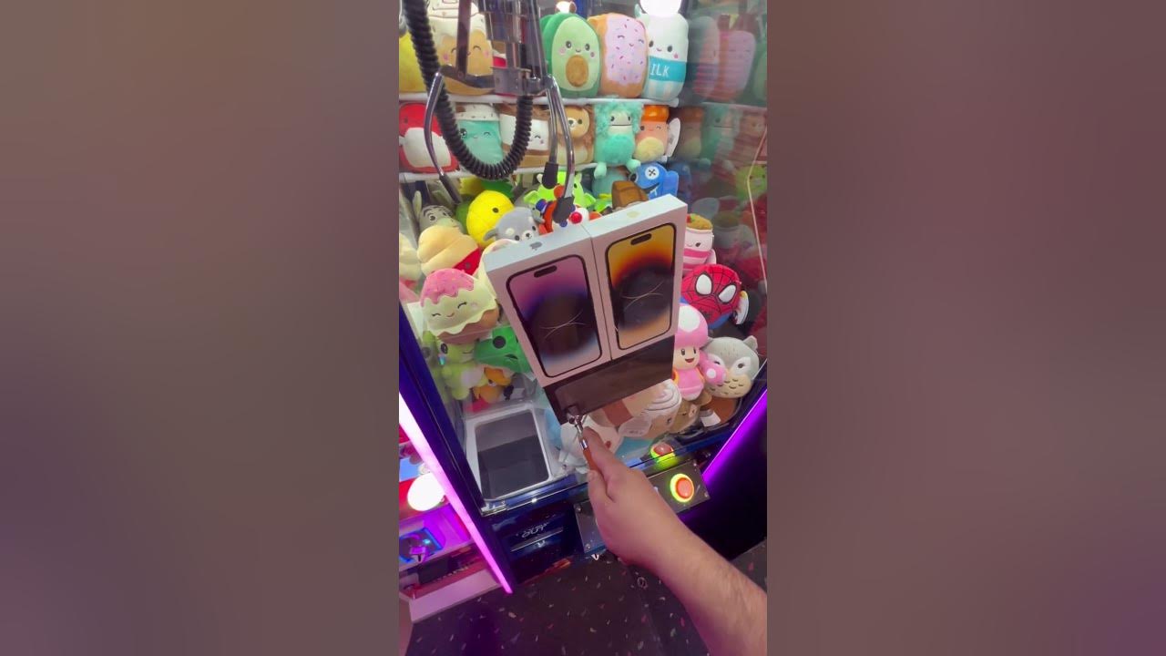 Top SECRET Arcade HACK #shorts #clawmachine #arcade #lifehacks #hack