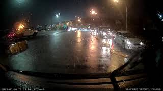 Driving in the rain is always fun - Dashcam