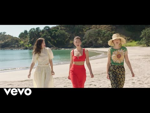 Lorde - Secrets from a Girl (Who's Seen it All)