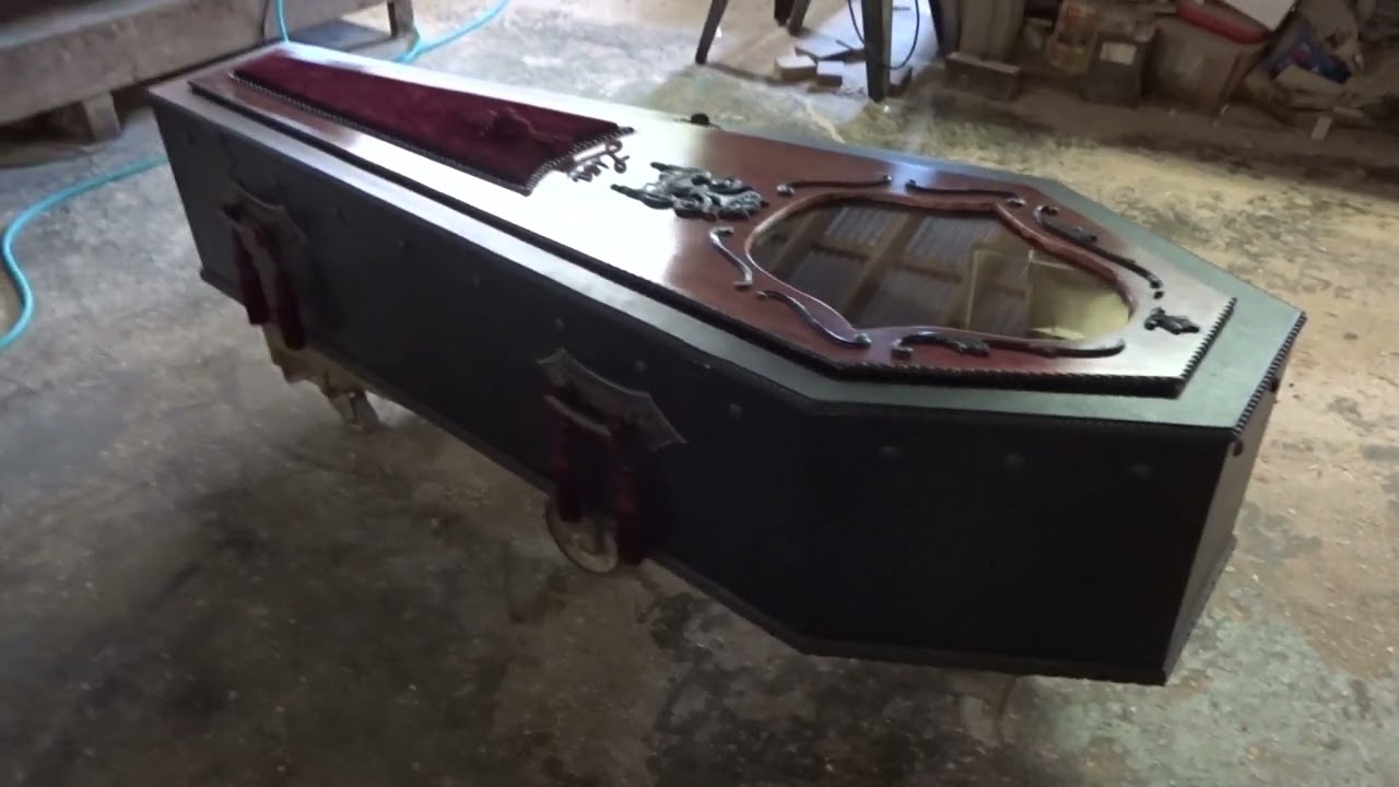 I BUILT MY DAUGHTER'S COFFIN..an old time 6-sided wooden "toe pincher"