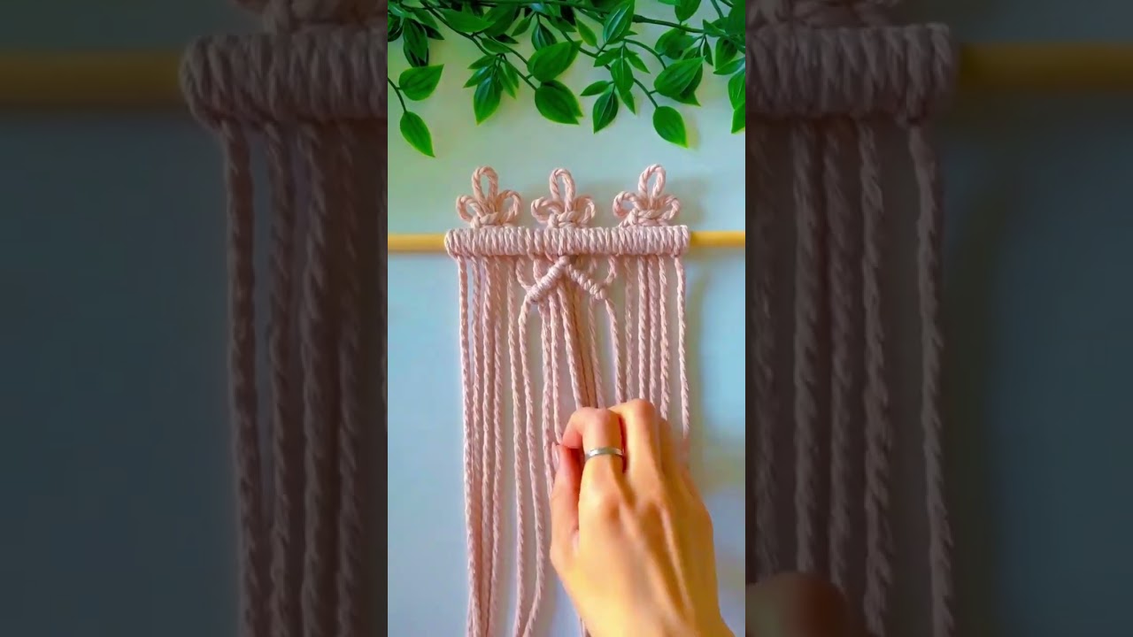 A cute and lovely macrame tapestry tutorial. Part one. To be continued...