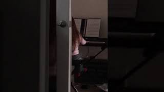 Funny opera song 3 yr old girl - with Kaetrina 2.9.18
