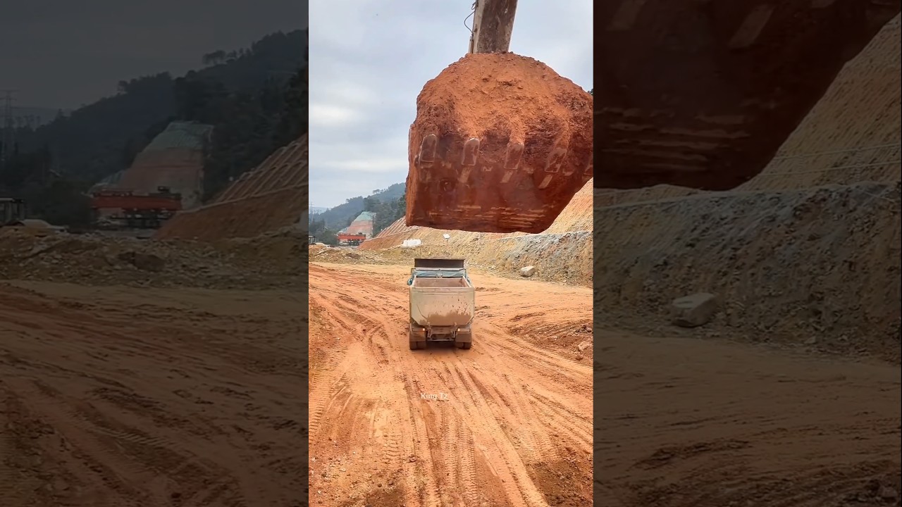 They really loaded a lot of soil into this truck 🤯#shorts