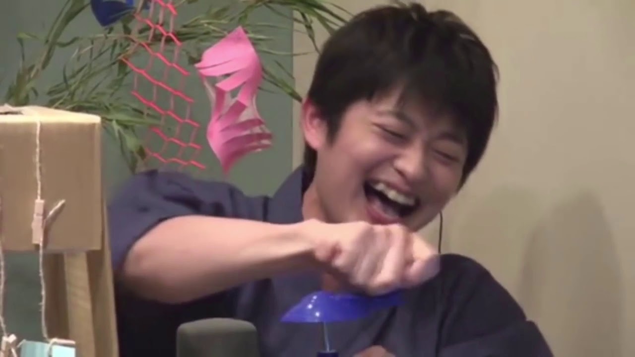 shimono hiro laughing for 3 minutes and 36 seconds to cure your quarantine depression
