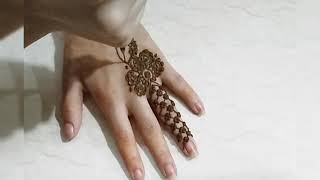 نقش حناء سهل و خفيف 😘 screenshot 1