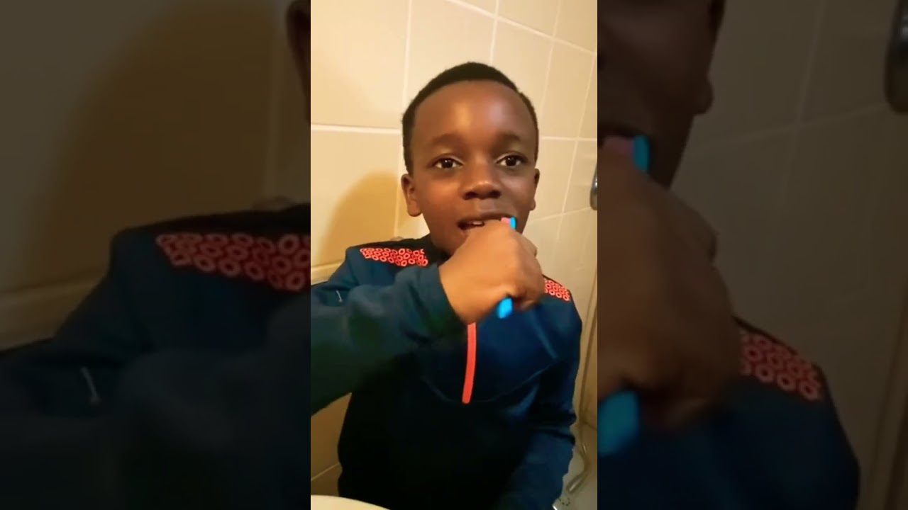 Mom ! I&rsquo;m a Big Boy!😍 I Can Brush my Teeth Myself #shorts #hannaholaoye  #dentalcare