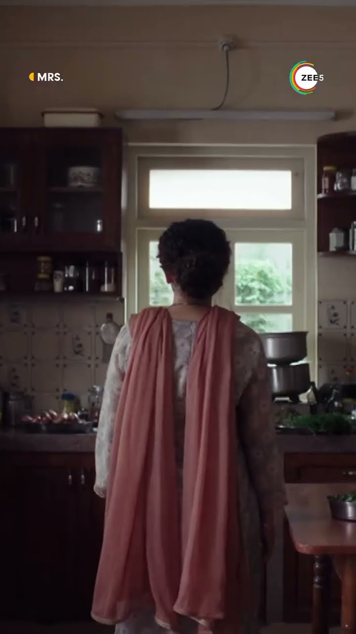 Marriages (sometimes) can be scary! What if...? | Mrs. | Sanya Malhotra | #ZEE5 #Shorts