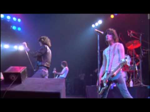 Ramones - Blitzkrieg Bop (Official Music Video)