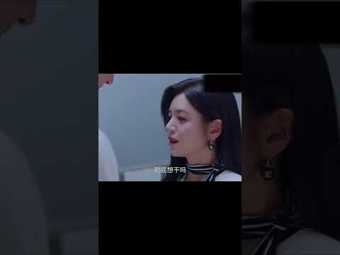 《狙击蝴蝶》李雾被姐姐奖励了 好甜啊  #周柯宇 #陈妍希 #zhoukeyu #chenyanxi #狙击蝴蝶