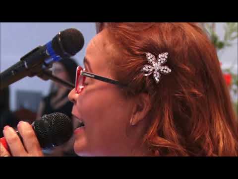 Cantora Ivete Lopes - Lançamento CD Currículo de Vencedor / DEUS TE AMA SIM