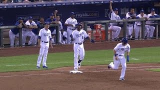 DET@KC: Cain gives Royals the lead on three-run shot