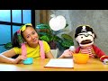 Ellie Sparkles and a Pirate do SCIENCE EXPERIMENTS | Ellie Sparkles World