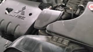 mitsubishi outlander 2018-2022 low windshield wiper fluid problem