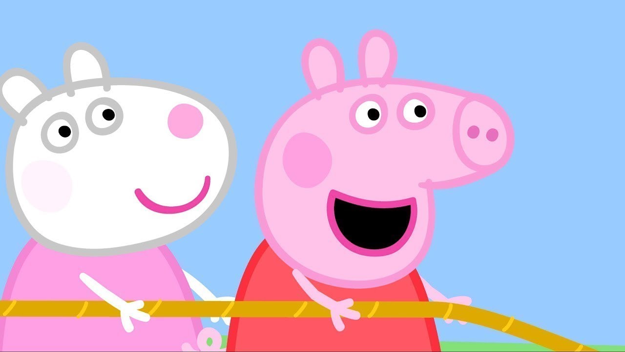 happy pig☆様 happy-smiling-pig-sitting-