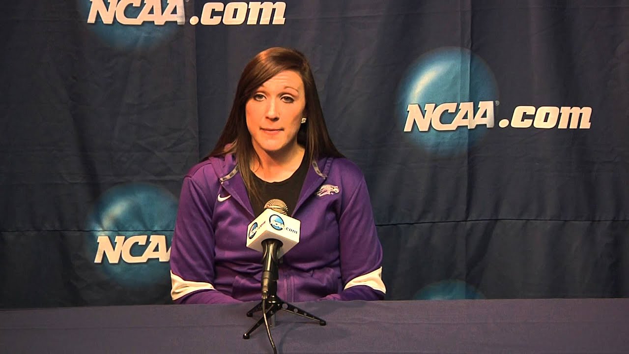 2014 NCAA Women's Bowling Championship Video WisconsinWhitewater Head