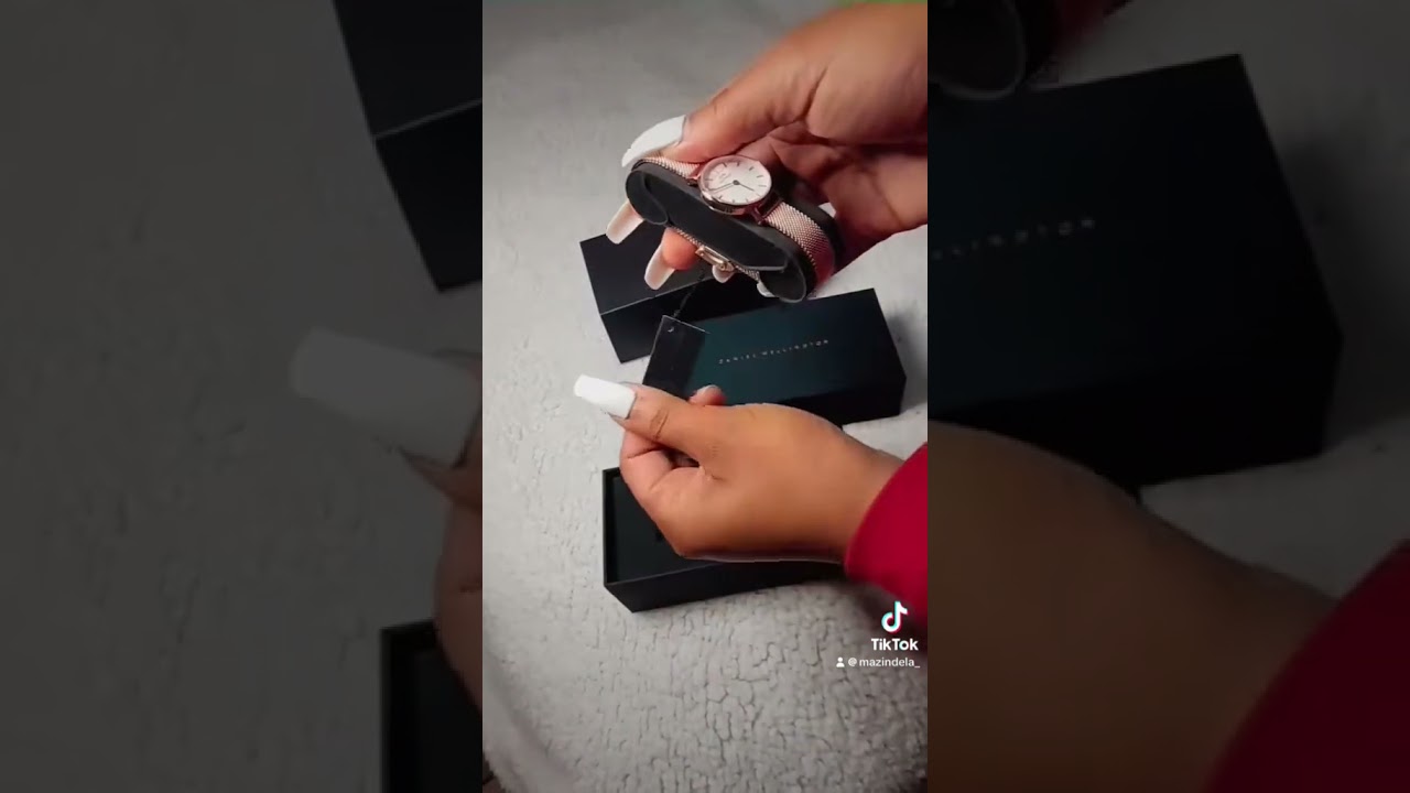 Unboxing my Daniel Wellington watch 