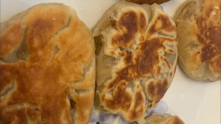 Easy Apple Turnover Recipe | Simple Glaze for Apple Turnovers @MumsKitchen123