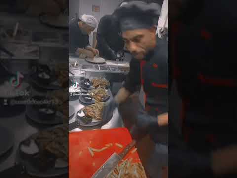 مبخدش أنا بأسامى اذكر اسمك وهحفرو بخوجتي علي وشك