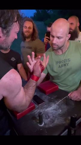 ARMSHARK ARMWRESTLING