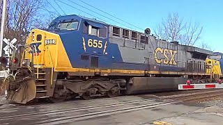 Giant Ge Ac6000Cw And A Dash 8 Leads Fast 4 Engine Csx Intermodal Train
