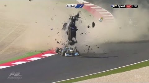 Huge Crash Formula 3 at Spielberg 2016