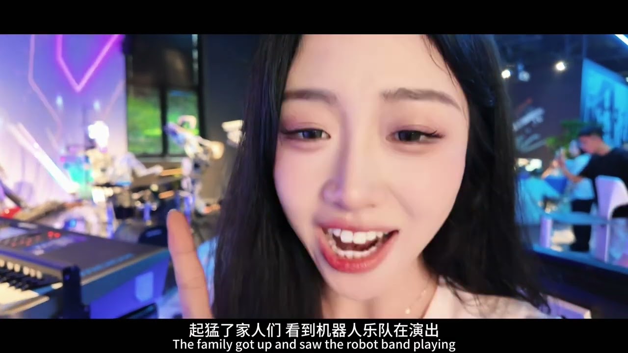 The world's first embodied intelligence robot 4S store, along with a theme restaurant 