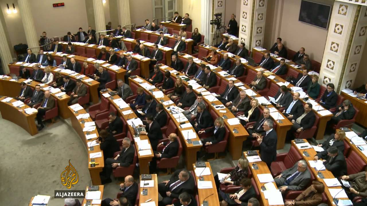 قوانين قيد الإجراءات العاجلة أمام البرلمان الكرواتي - الجزيرة البلقان
