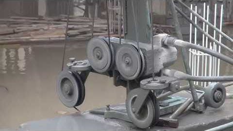Máy cắt bê tông bằng dây cáp kim cương - cận cảnh hoạt động của máy - JDPOWER