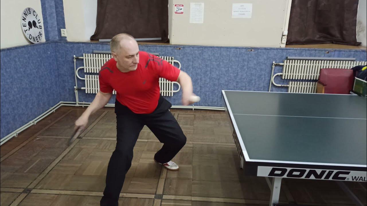 Старт настольный теннис. Старт стойка. путь в теннисе.