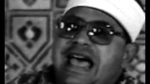 مقطع في غاية الروعه للقارئ الشيخ الشحات محمد أنور