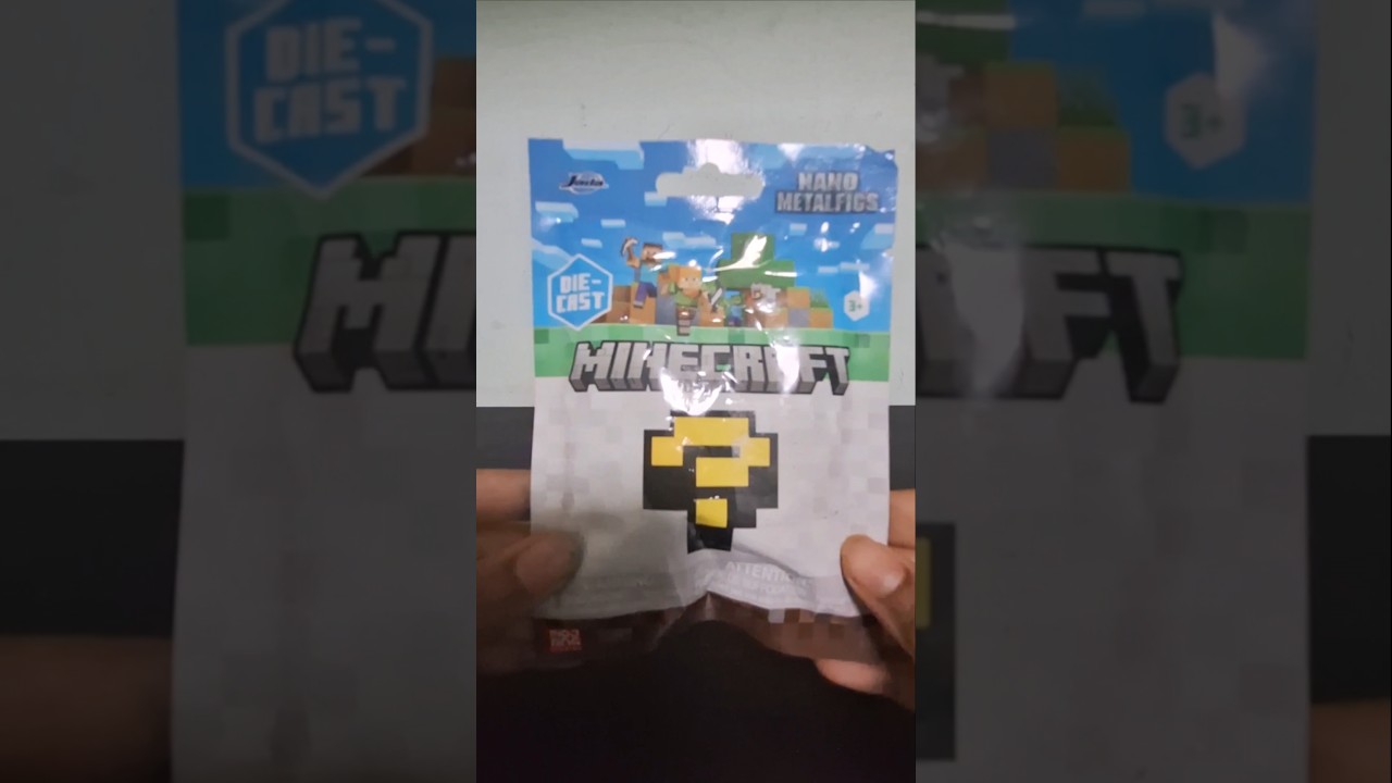 Minecraft MYSTERY Nano Minifigures 