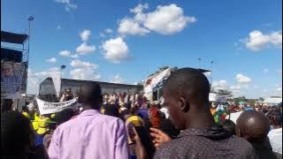 Divine Singers Katika Mkutano - MWANANGU