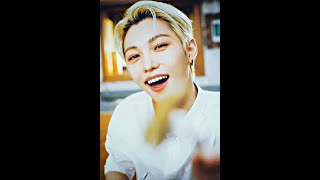 Felix🐤- Your Eyes (SKZ)