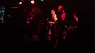 The Cinjun Tate (of Remy Zero) band performing &quot;Gold&quot; at the Viper Room