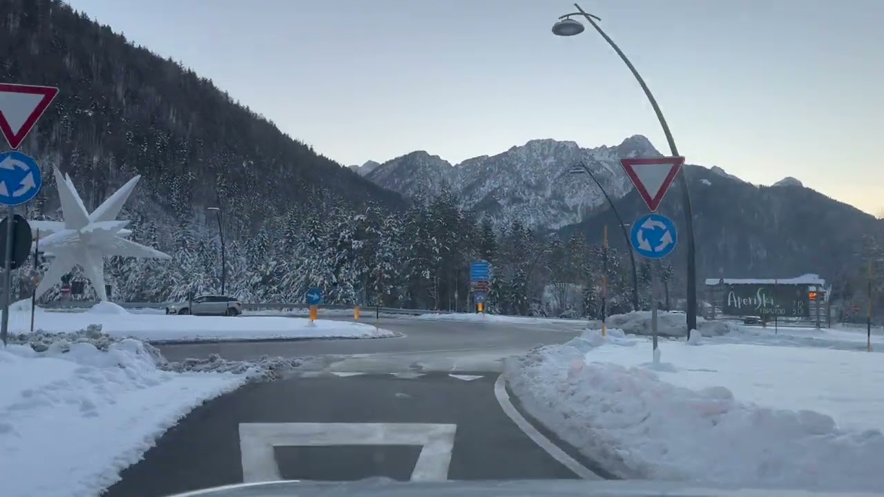 Монте-Санто-ди-Луссари Monte Santo di Lussari 