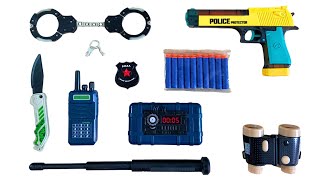 Realistic Special Police Assault Rifle Scar Guns and equipment,SWAT weapons,C4 Bomb,Handgun,Dagger