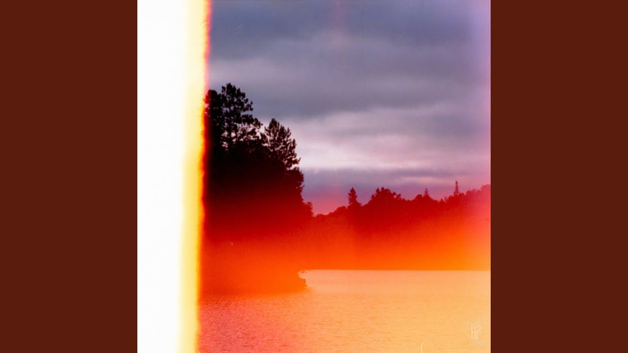 Obejrzyj Skyfall w YouTube Obejrzyj Skyfall w YouTube