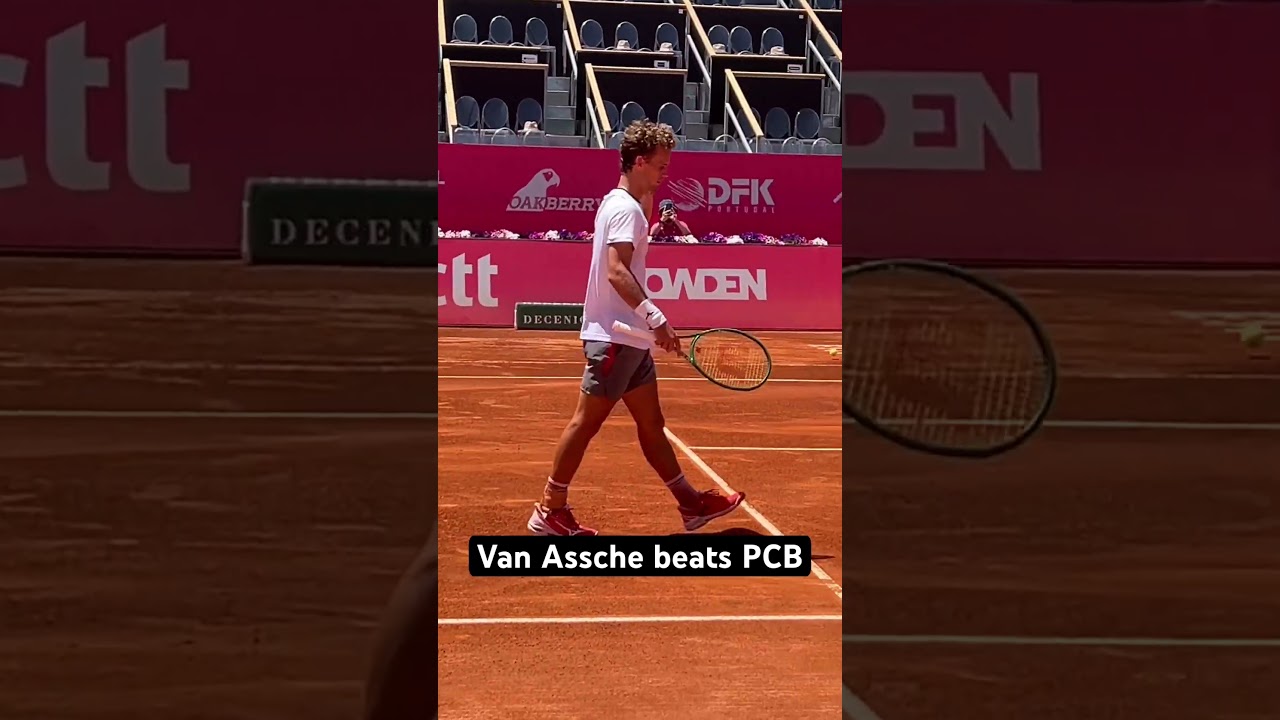 Luca van Assche beats Pablo Carreño Busta in Estoril Round of 16