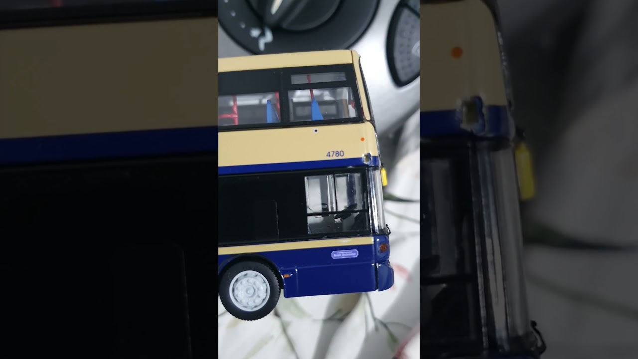 my model bus ukbus 9501 mirror broke off 