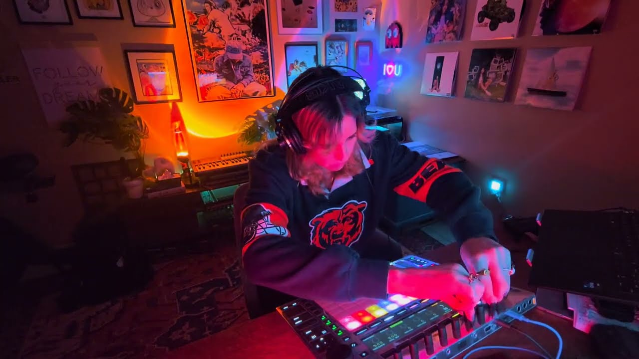 it's been a while... a live set on the Ableton Push 3